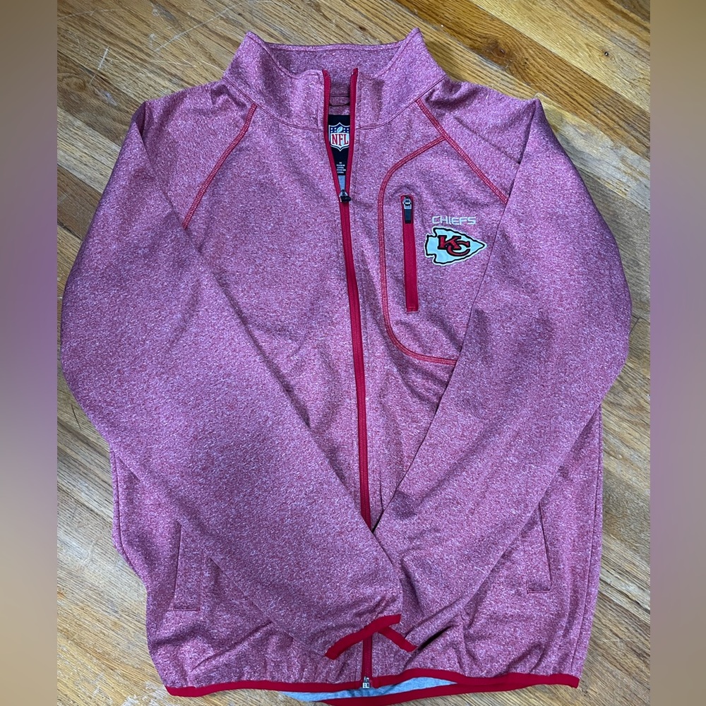 Kansas City Chiefs zip up. Size Medium